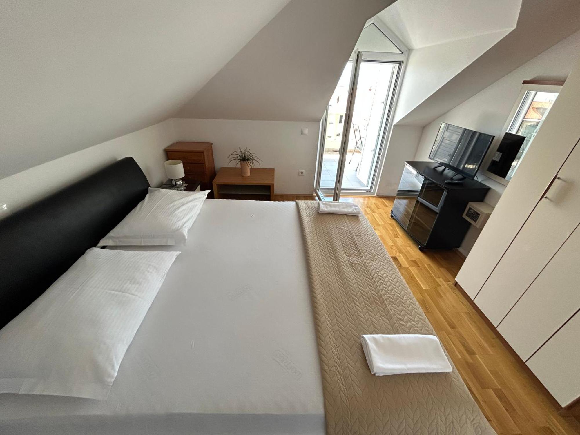 Apartments Sanda 2 Promajna Eksteriør billede