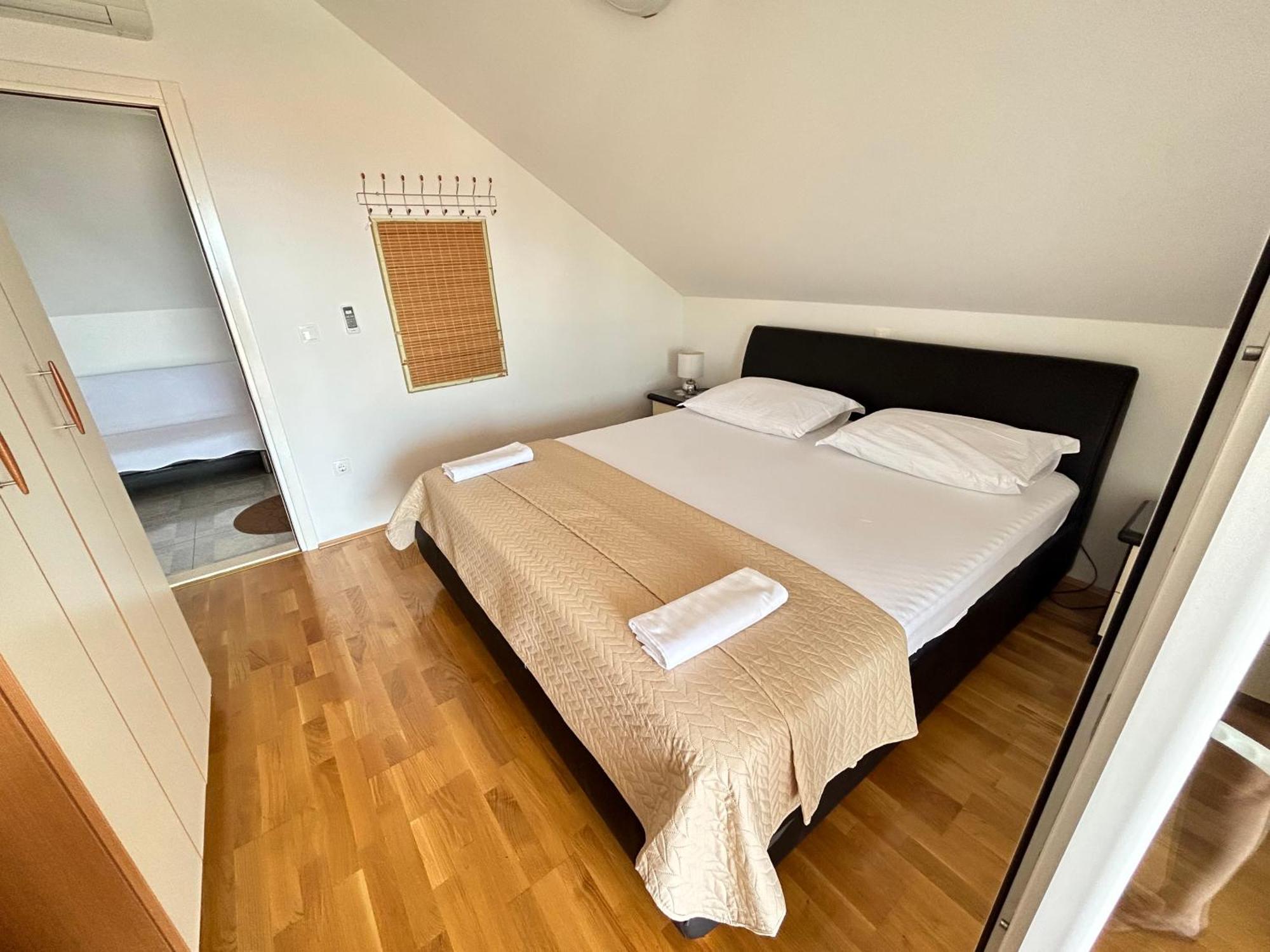 Apartments Sanda 2 Promajna Eksteriør billede